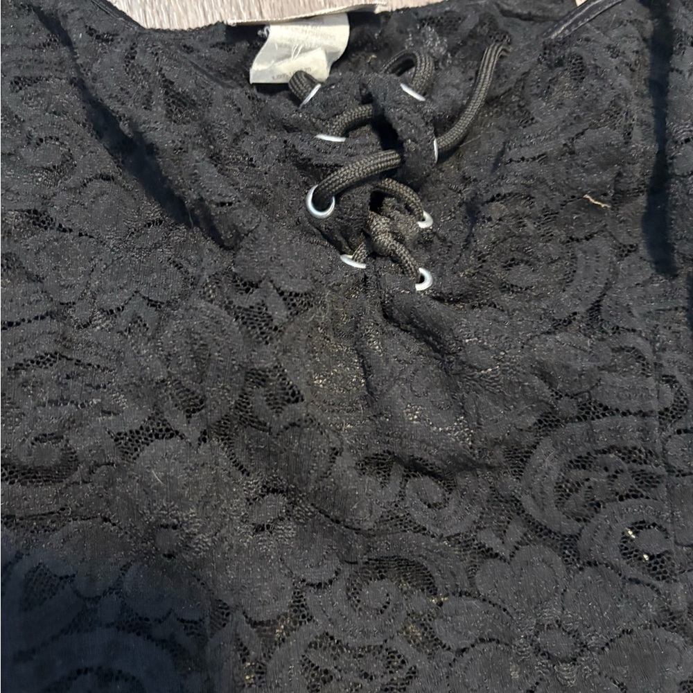 Papillon Blanc Black Lace Lace-Up Camisole - Picture 4 of 6